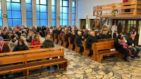 KOLĘDOWANIE ZESPOŁU "GÓRALSKIE NUTKI" Z PEWLI WIELKIEJ